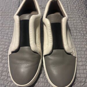 Vince Gray and White Leather Slip-On Sneakers